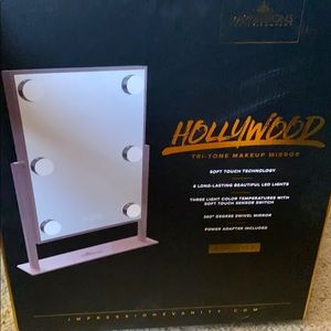 Impressions Vanity Hollywood Makeup Mirror